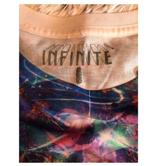 Infinite Bit Tee - Picture 3 of 3